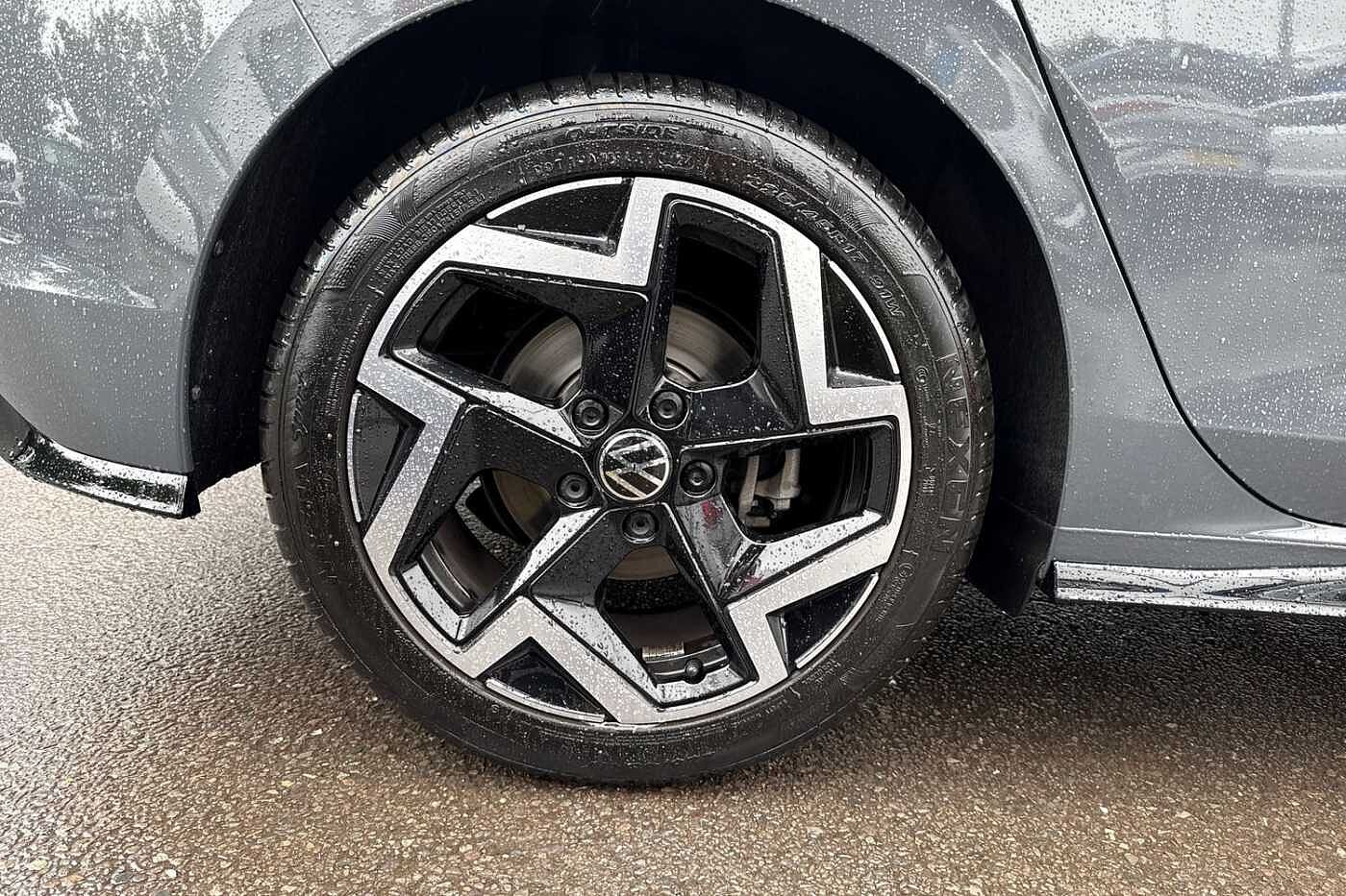 Volkswagen Golf 1.5 TSI 150 R-Line 5dr