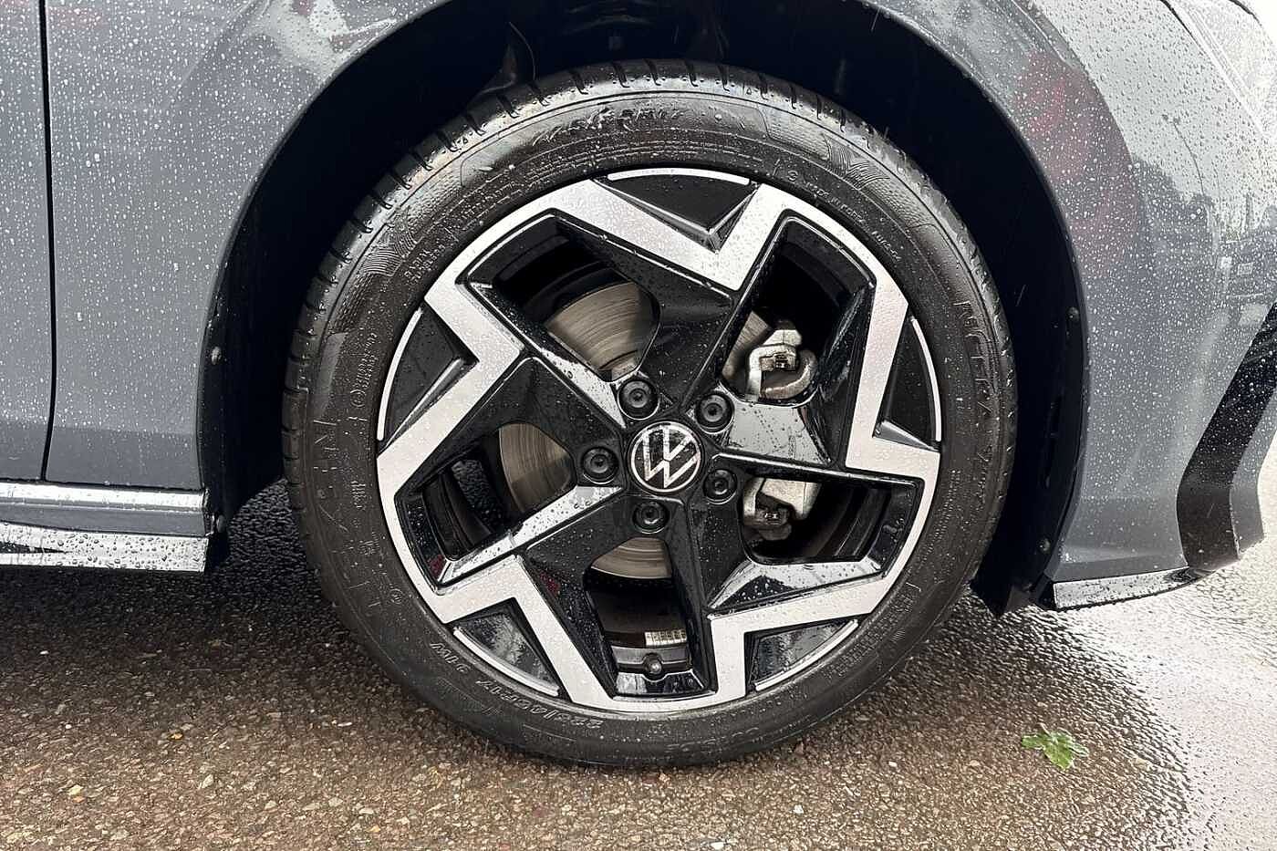 Volkswagen Golf 1.5 TSI 150 R-Line 5dr